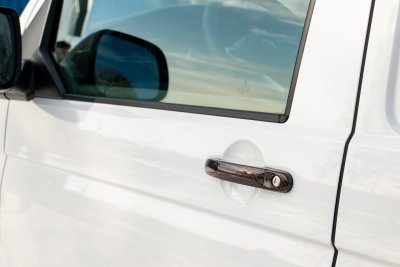 Dörrhandtag Volkswagen Touran från 2003-2015 - Röd kolfiber