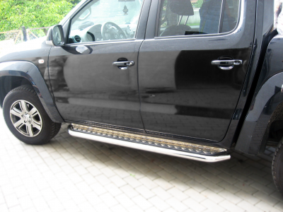 Fotsteg i Rostfritt stål & Durkaluminium till Volkswagen Amarok från 2011- & 2017-