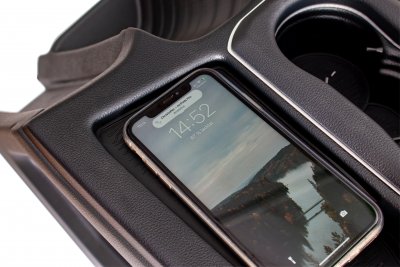 Mittkonsol till Volkswagen Multivan T6.1 från 2020-2024