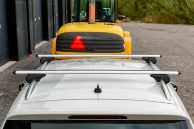 Takräcken Transit Courier från 2014-2022