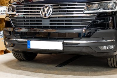 Nedre grill Transporter T6.1 (Volkswagen) från 2020-