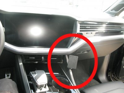 Mobilhållare Volkswagen Touareg från 2019-2023