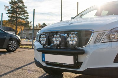 Extraljusfäste svart pulverlack till Volvo XC60 2008-