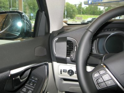 Mobilhållare Volvo V40 från 2013-2019