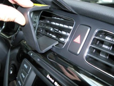 Mobilhållare Kia Ceed 2013-2015
