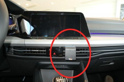 Mobilhållare Volkswagen Golf från 2020-