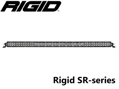 Infälld Rigid LED-ramp i frontluckan till Volvo FH4 från 2013-