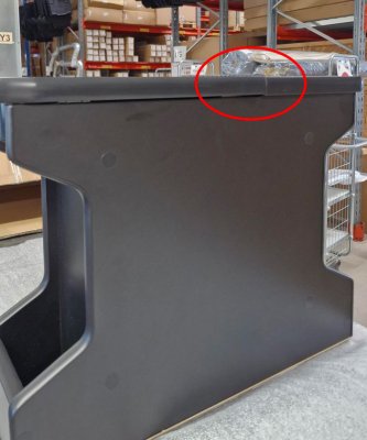 Mittkonsol för placering mellan framstolarna - Universal 60x20x59 cm | Andrahandssortering