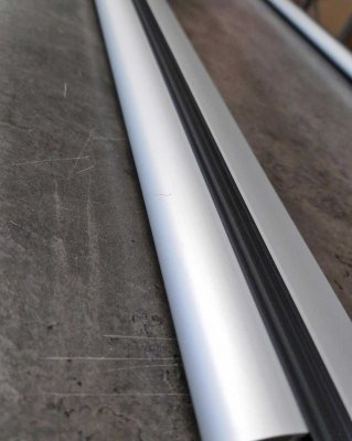 Takräcke i silverfärgad Aluminium | Andrahandssortering