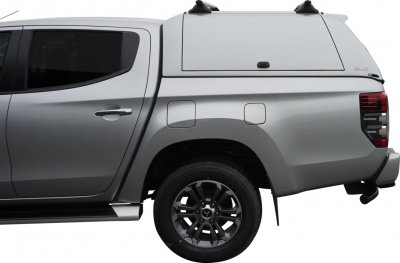 Flakkåpa Alpha CMX till Mitsubishi L200 från 2020-