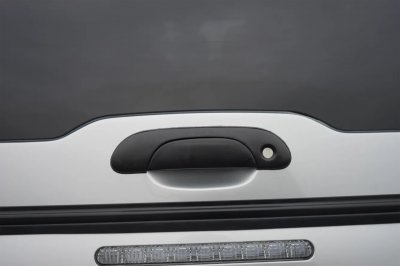 Flakkåpa Alpha CMX till Mitsubishi L200 från 2020-