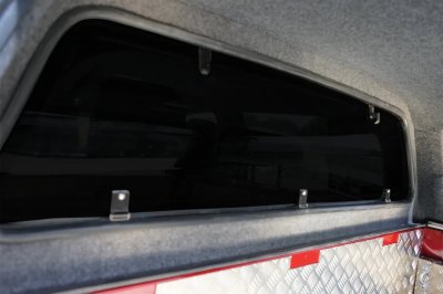 Flakkåpa Alpha CMX till Toyota Hilux från 2016-2021