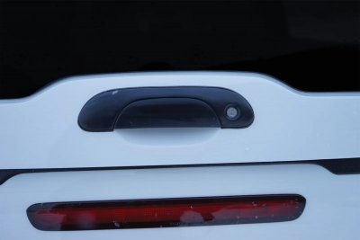 Flakkåpa Alpha CMX till Toyota Hilux (Dubbelhytt) från 2021-