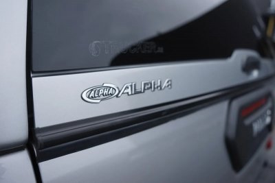 Flakkåpa Alpha CMX till Toyota Hilux (X-Cab) från 2021-