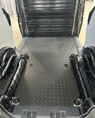 Lastrumsmatta till Kia PV5 Cargo från 2025- | 3mm Svart gummi