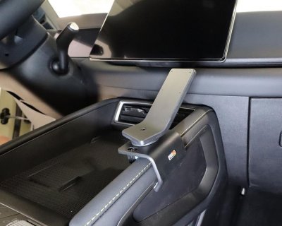 Monteringsfäste (Basdel) för mobilhållare till Byd Atto 2 från 2025-