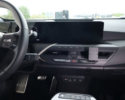 Monteringsfäste (Basdel) för mobilhållare till Kia EV5 från 2024-