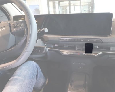 Monteringsfäste (Basdel) Kia EV2 från 2026- | Köp till Mobilhållare med MagSafe