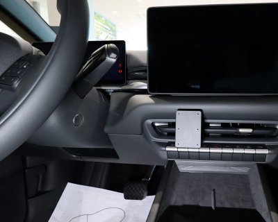 Mobilhållare till Volkswagen ID.3 Neo från 2026- | Modellanpassad