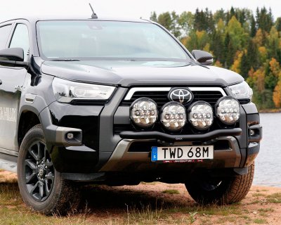 Extraljusfäste för 4 extraljus till Toyota Hilux från 2020-2026 | Qpax