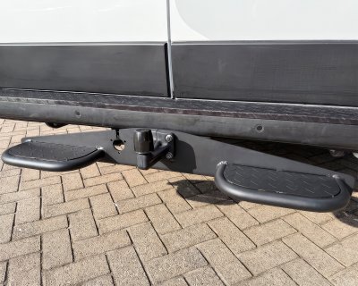 Fotsteg dragkrok till Maxus e-Deliver 9 från 2019-