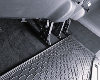Bagagerumsmatta Ford Custom Tourneo från 2018-2024, L1, 8-/9-sits, med värmare bak
