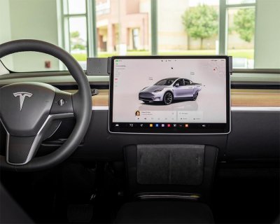 Mobilhållare Tesla Model Y 2025- | För montering till vänster om mittskärmen