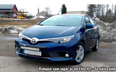 Extraljusfäste inkl. ledramp till Toyota Auris 2016-