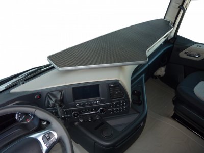 Stort bord XXL till Ford F-Max från 2020-