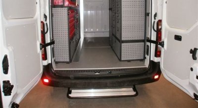 Bakre fotsteg i ED-stål till Opel Movano 2011-