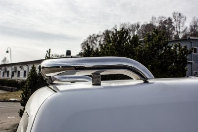 Bakre takbåge i Rostfritt stål till Volkswagen Caddy från 2010-2015