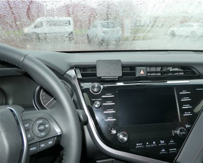 Mobilhållare Toyota Camry 2018-2021