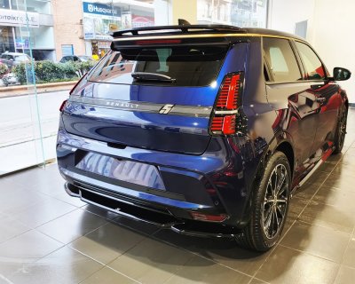 Diffusor till Renault 5 E-Tech från 2024-