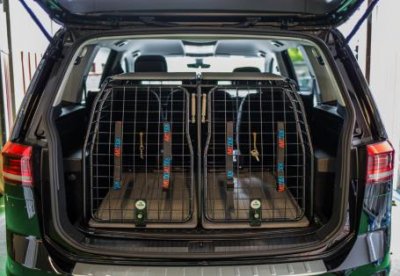 Hundbur Volkswagen Touran från 2016-