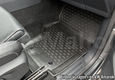 Gummimattor med hög kant till Jeep Renegade från 2014-