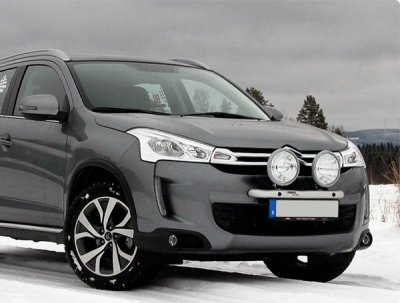 Extraljusfäste i Aluminium till Citroën C4 Aircross 2014-2017