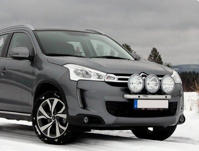 Extraljusfäste i Aluminium till Citroën C4 Aircross 2014-2017