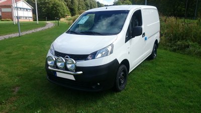 Extraljusfäste i Rostfritt stål till Nissan NV 200 2010-
