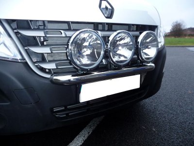 Extraljusfäste i Rostfritt stål till Nissan NV400 2011-