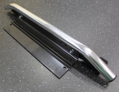 Extraljusfäste Unibar för 3 extraljus (max 247 mm)