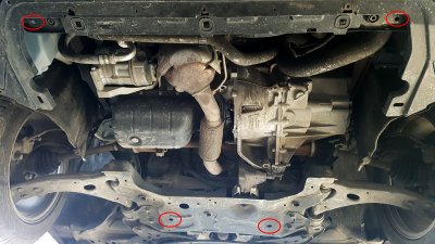Fästpunkter för hasplåt Volvo V40 2013-2019
