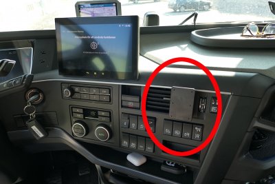 Mobilhållare Volvo FH från 2013-