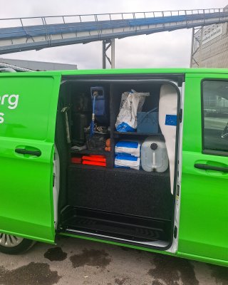 Mörkgrå självhäftande Filtmatta