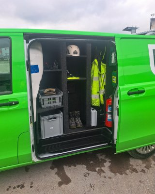 Mörkgrå självhäftande Filtmatta