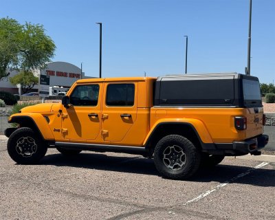 Flakkåpa Jeep Gladiator från 2019-