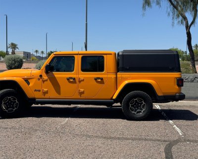 Flakkåpa Jeep Gladiator från 2019-