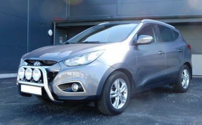 Frontbåge i Rostfritt stål för 3 extraljus till Hyundai iX35 2010-