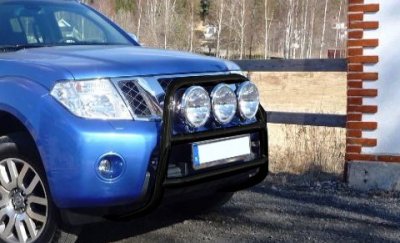 Frontbåge i Rostfritt stål med Svart pulverlack till Nissan Navara/D40 2011-2014