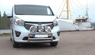 Frontbåge i Rostfritt stål till Nissan NV300 från 2016-