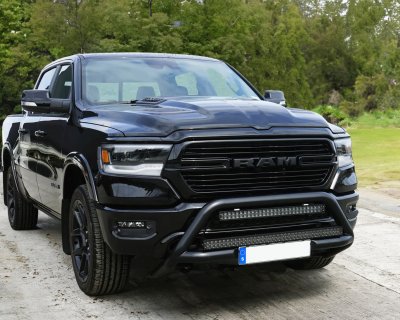 Frontbåge till Dodge RAM 1500 från 2020- | Pulverlackerad i svart satinmatt